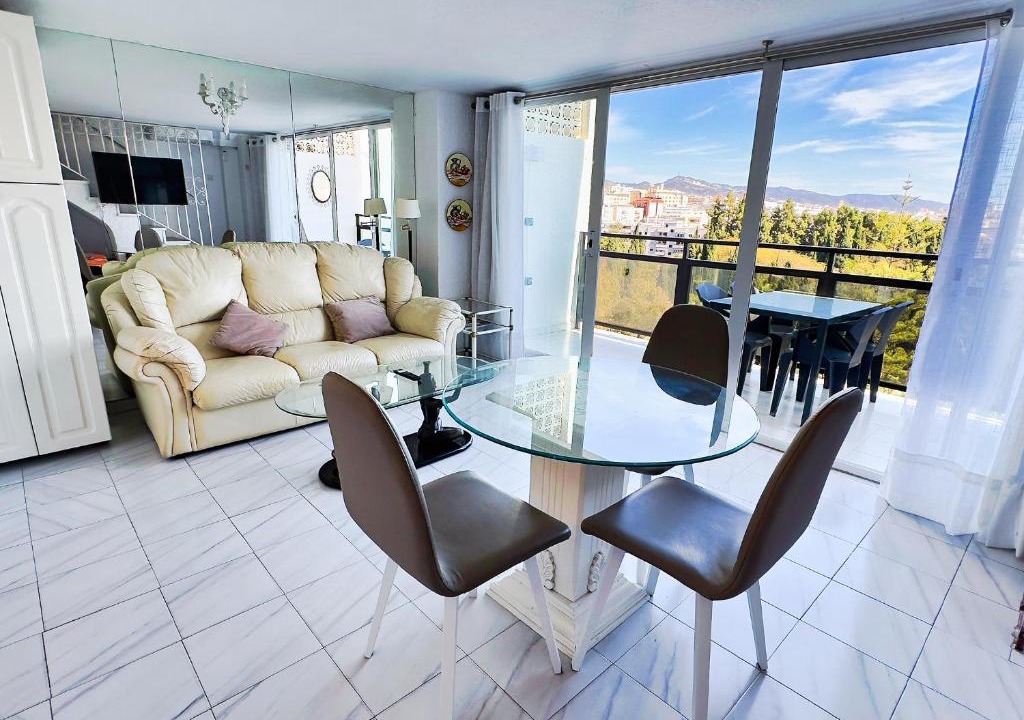 Marbella City Centre Apartment | Skol 727 Lovely 2 Bedroom Duplex in Marbella Center