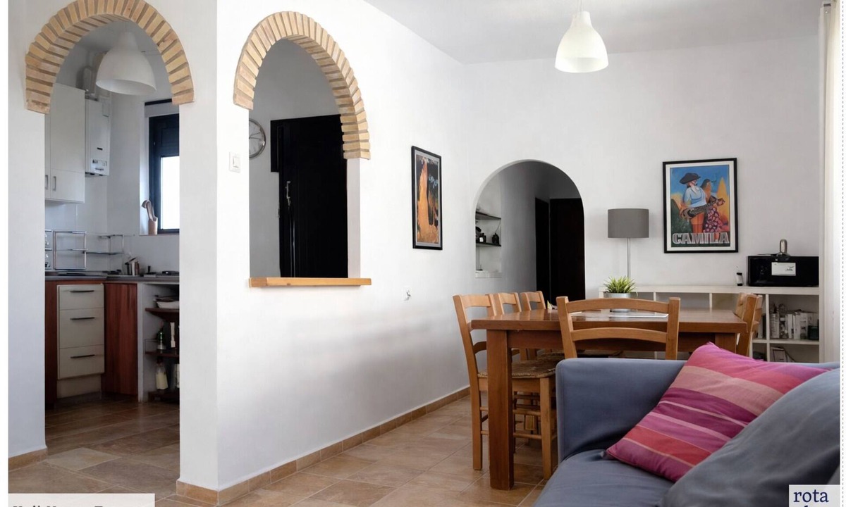 Rota Apartment | Spacious 3BR Getaway - Perfect for Families & Groups - Terrace
