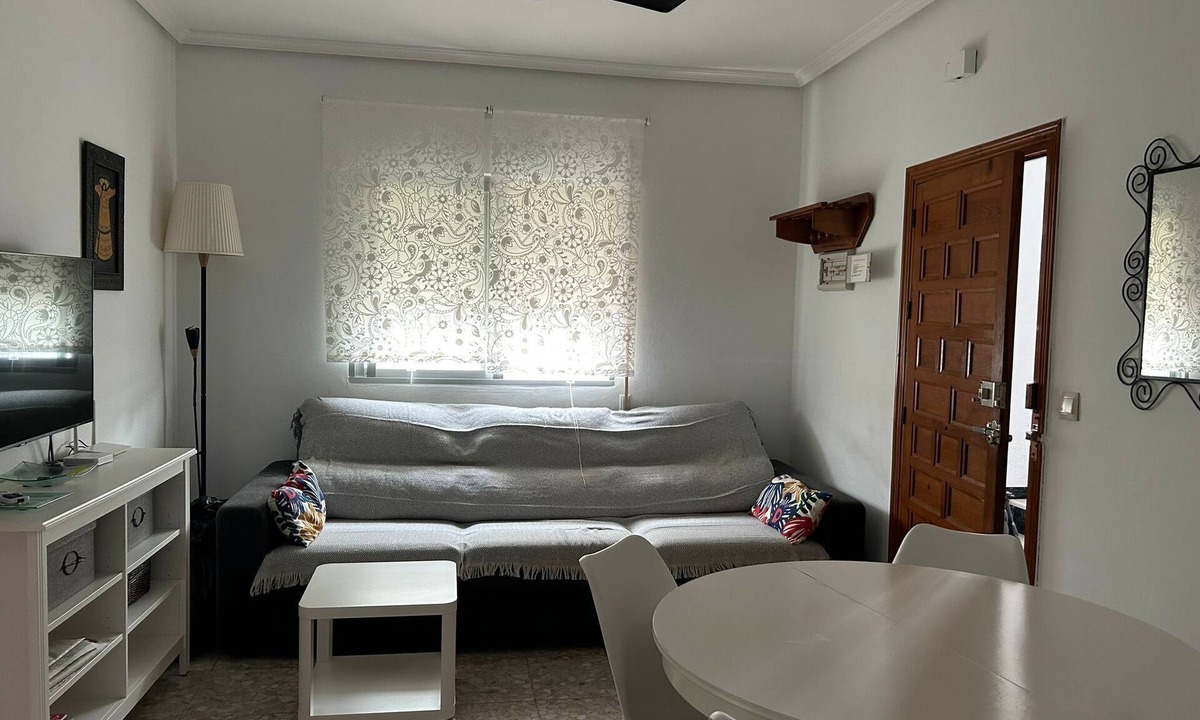 Conil de la Frontera City Center Apartment | Spacious apartment in the town centre