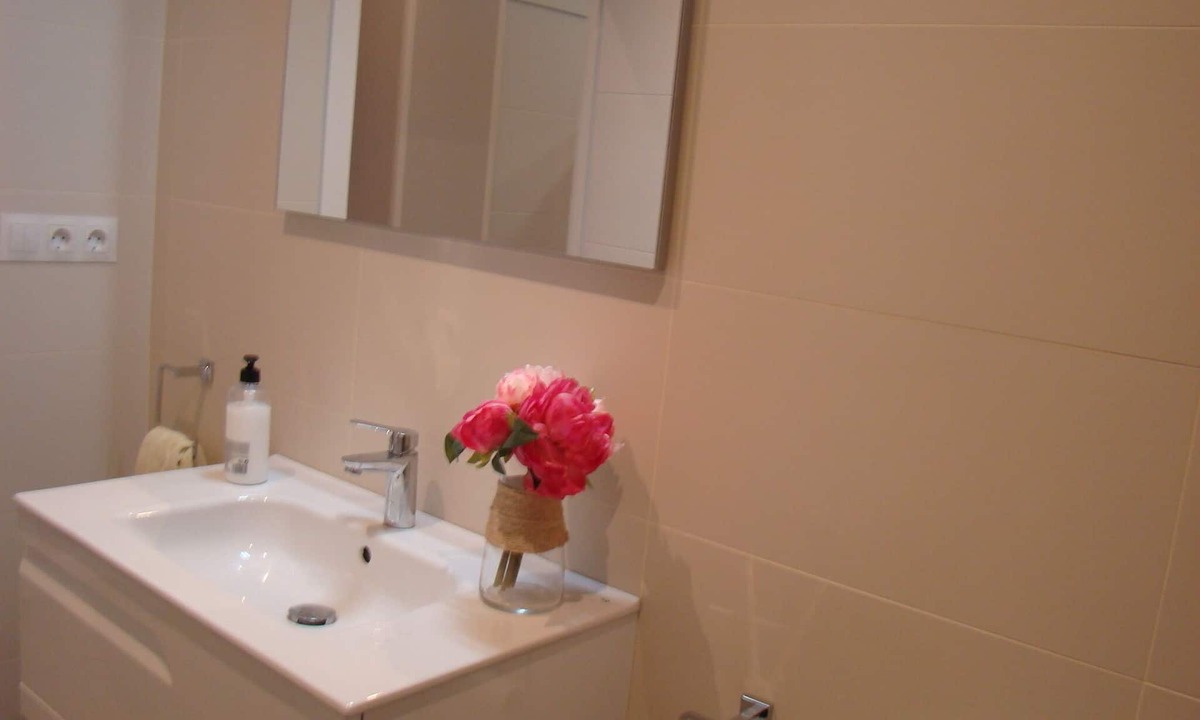 Santander City Centre Condo | Spacious Apartment in the center of Santander. Optional parking