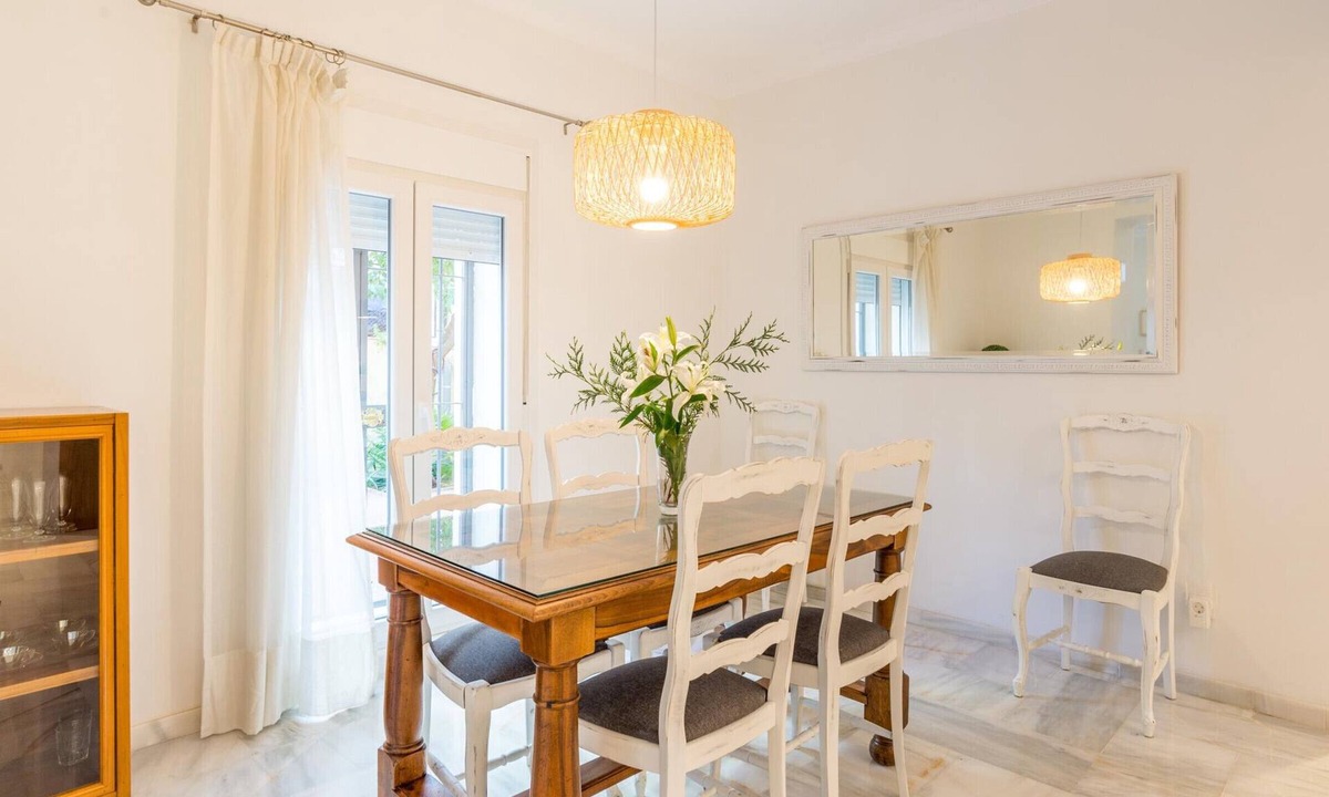 La Caleta Apartment | Spacious apartment near La Malagueta Beach, Málaga
