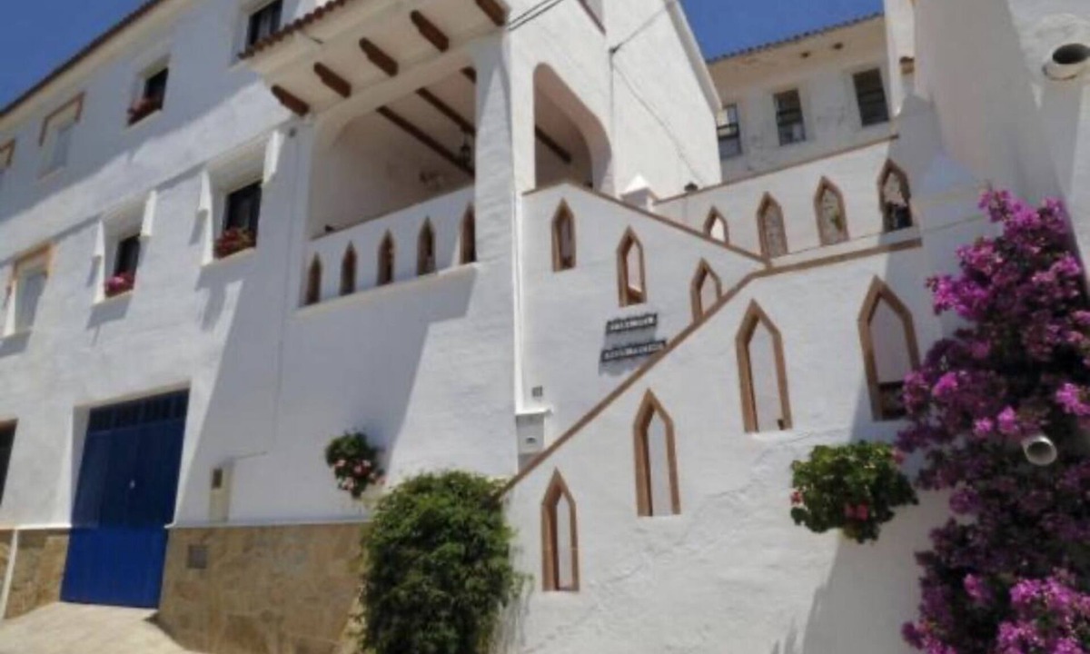 Canillas de Albaida House | Spanish Village House, natural park behind us and 30min from Beaches. Sleeps 5/6