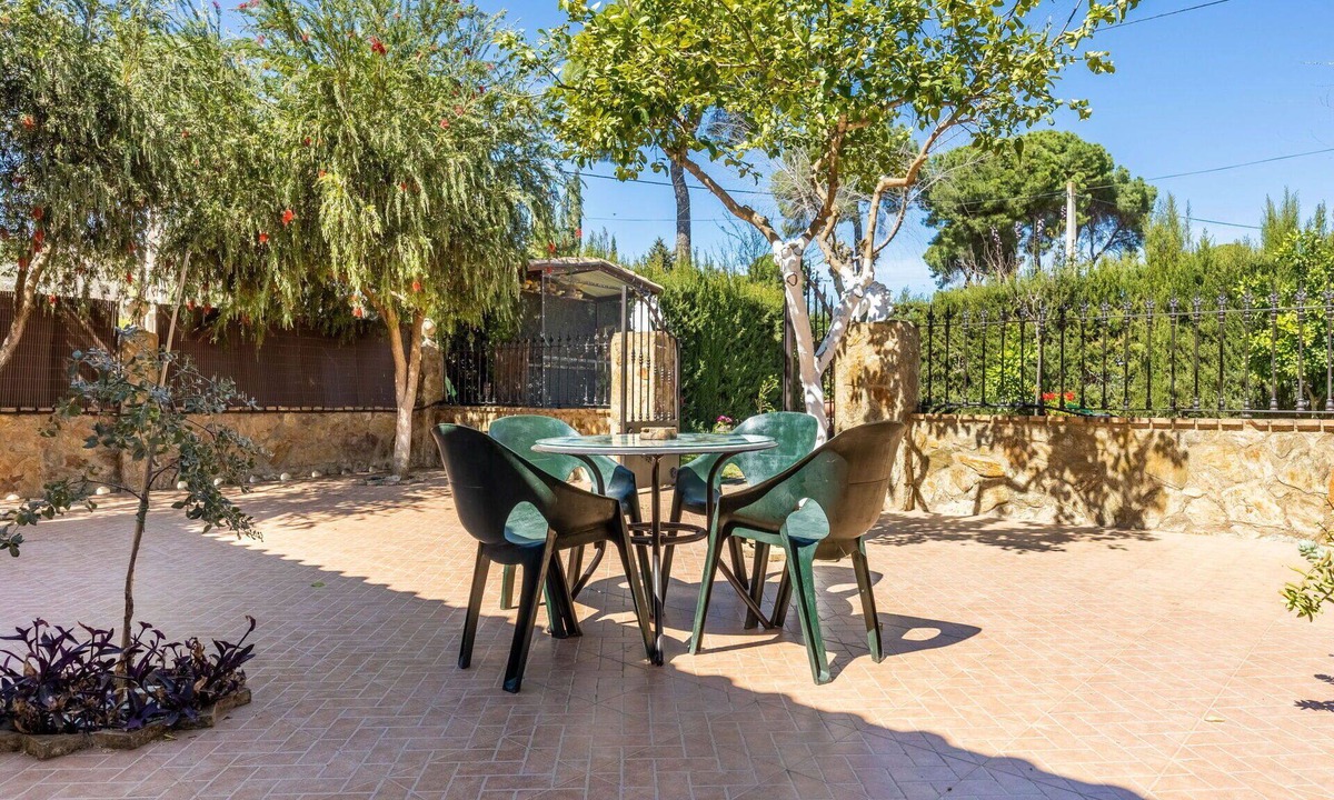 Villanueva del Rio y Minas House | Stunning private villa for 6 people with A/C, private pool, WIFI, TV and patio