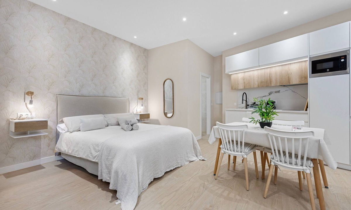 La Malagueta Apartment | Studio Apartment 'Casamar - New Malagueta' with Wi-Fi and Air Conditioning