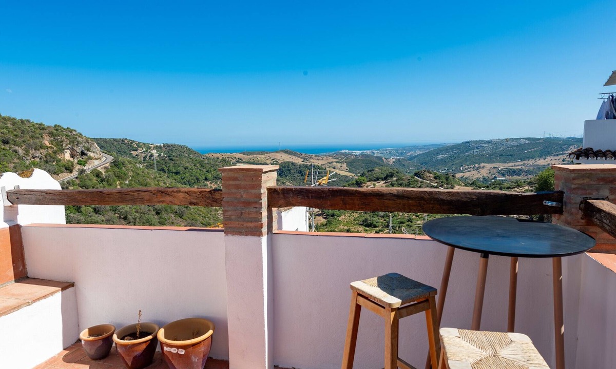 Casares Apartment | Studio Apartment 'La Casita De Casares' with Sea View, Private Terrace and Balcony