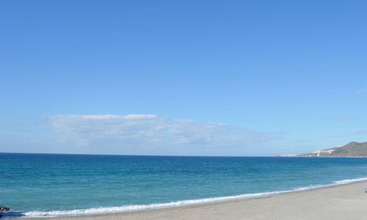 Nerja Apartment | Studio next to Torrecilla Beach