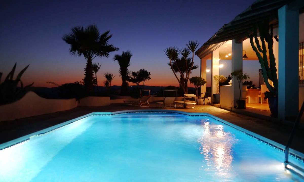 Canillas de Aceituno Villa | Stunning Contemporary Style Andalusian Villa with Private Pool .Sleeps 8