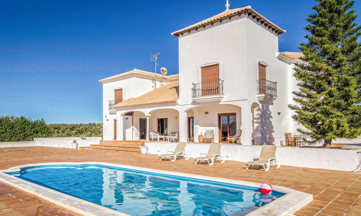 Villanueva de Algaidas House | Stunning home in Villanueva de Algaidas