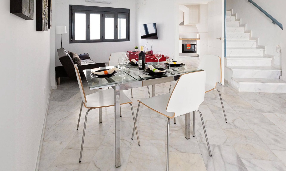 Aznalcazar House | Stunning home in Aznalcazar with WiFi