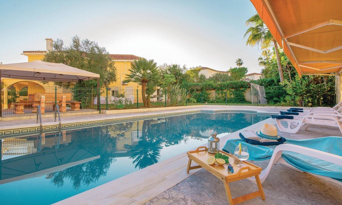 Benalmadena Costa House | Stunning home in Benalmádena