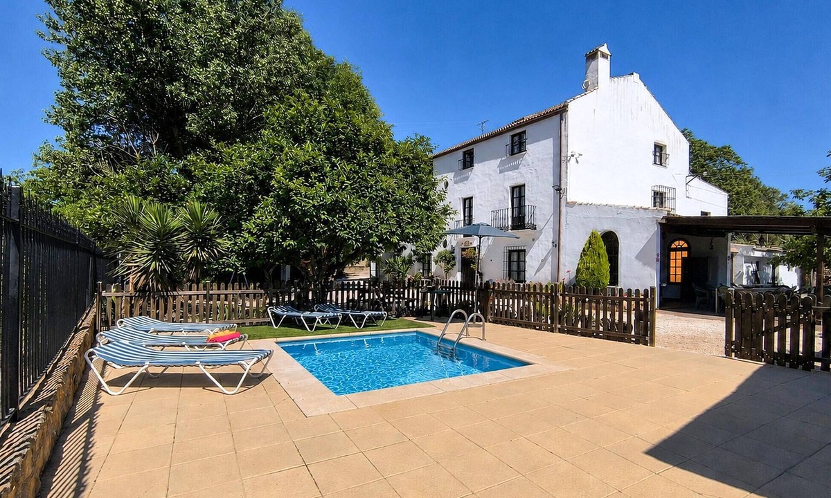 Alcala la Real House | Stunning home in Alcala la Real