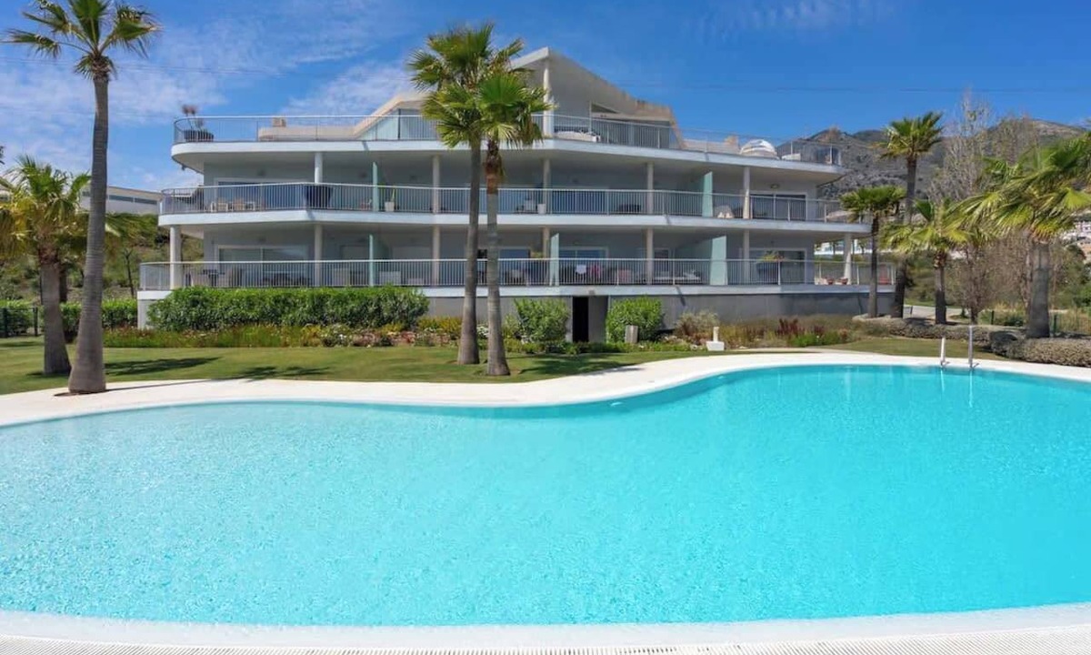 La Capellania Apartment | Sunny Terrace with Jacuzzi by Costarentals- Ref 26