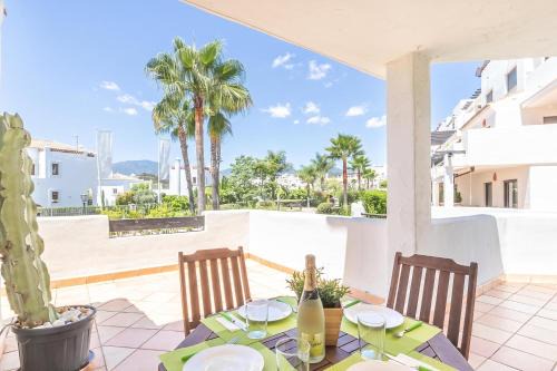 New Golden Mile Apartment | Sunset 10 Golf and Mountain - Happy Rentals