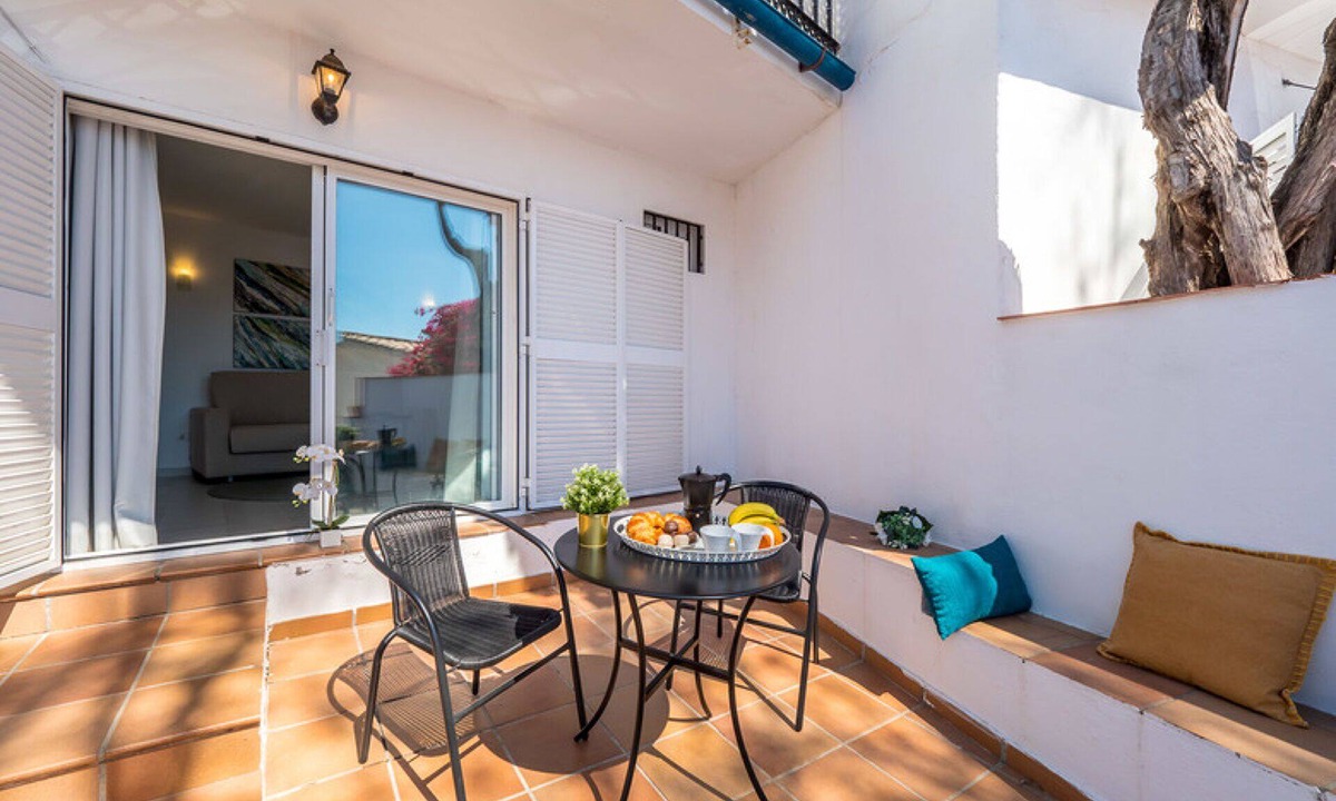 Pedregalejo Playa Apartment | Sunset Malaga Apartments - Baños Toro