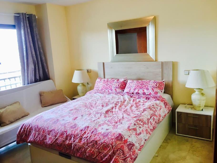 Fuengirola City Centre Apartment | Sunshine flat on the beach
