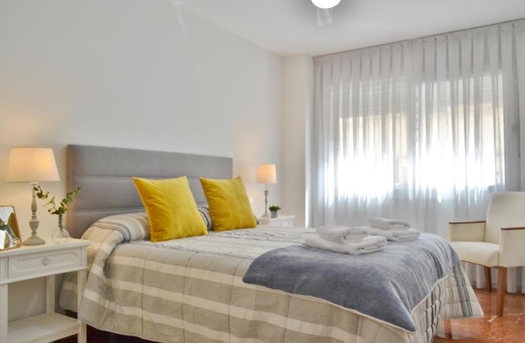 Centro Comercial Apartment | SunShine Tejares Garden