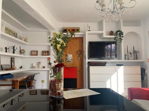 San Basilio Apartment | Tati flat - "Parking Fácil"