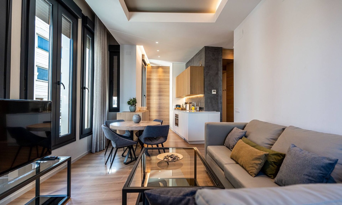 Centro Comercial House | Tendillas Suites