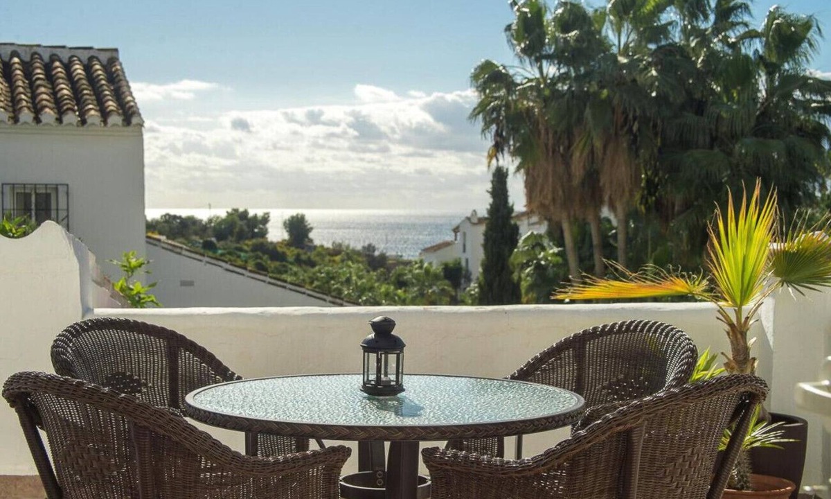 Oasis del Capistrano Apartment | Tetuan 31 - El Oasis de Capistrano!