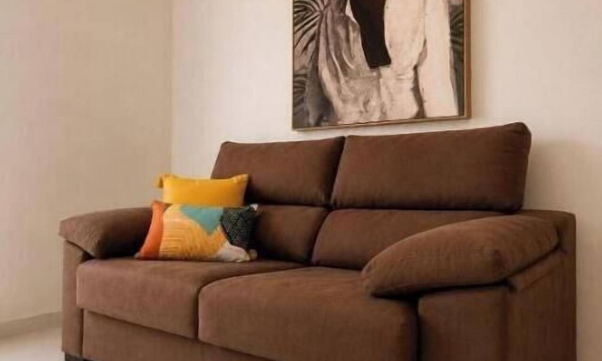 Vista de los Angeles-Rumina Apartment | The Pitchers Apartment