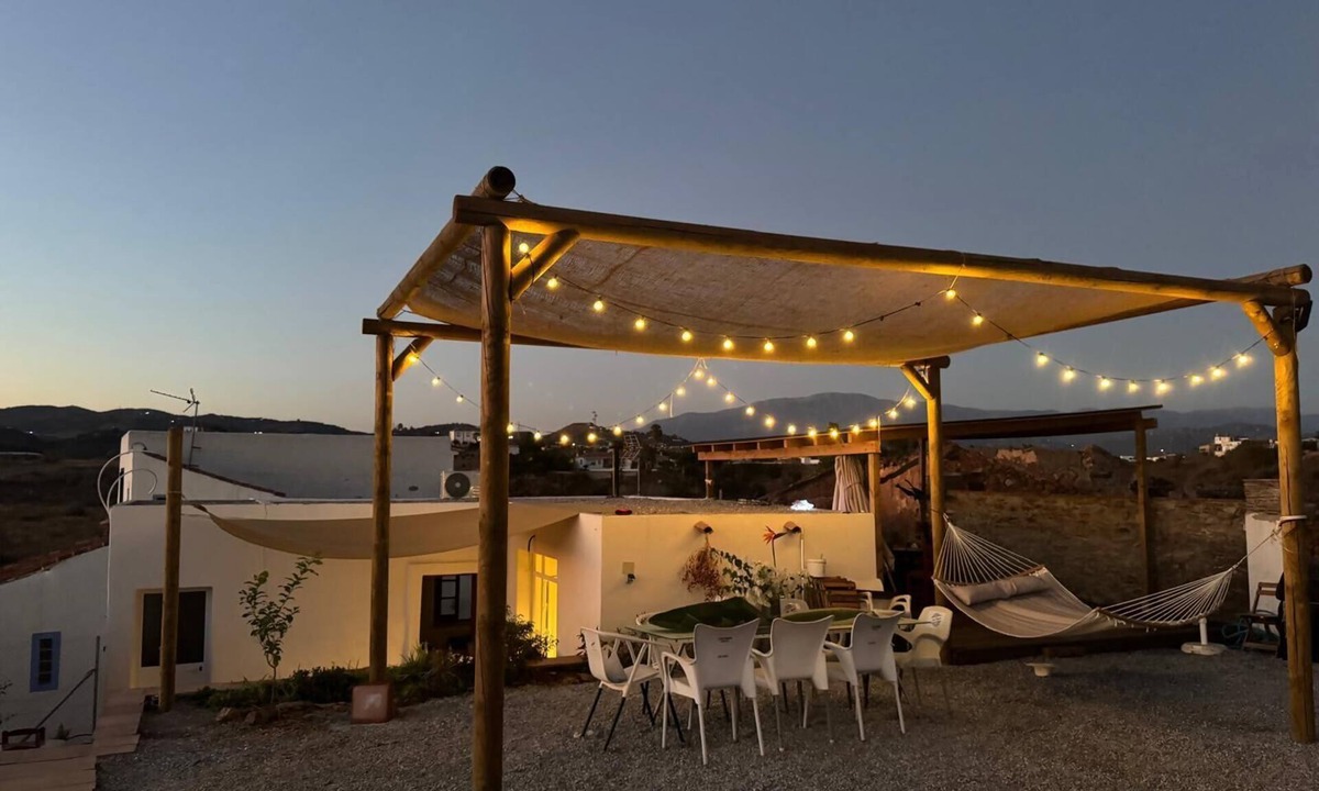 Almayate Bajo House | The Oasis of the Jarales