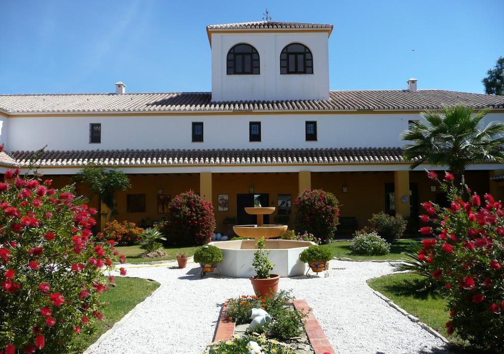 Almogia House | This House Is An Experience In Beauty, Tranquillity And Luxury