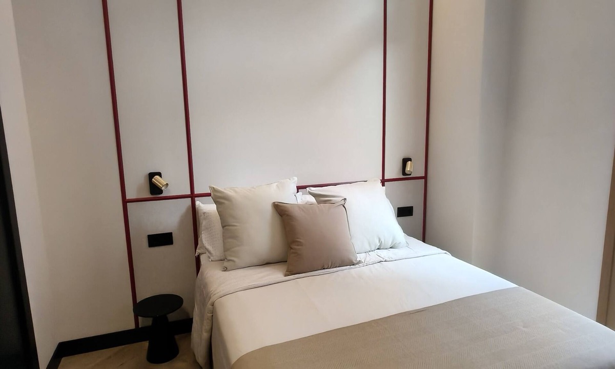 Badajoz Old Town Apartment | Tipuana -Light, calm and balance in front of Castelar