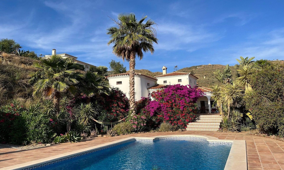 Arenas Villa | Torre del Mar Hillside Villa