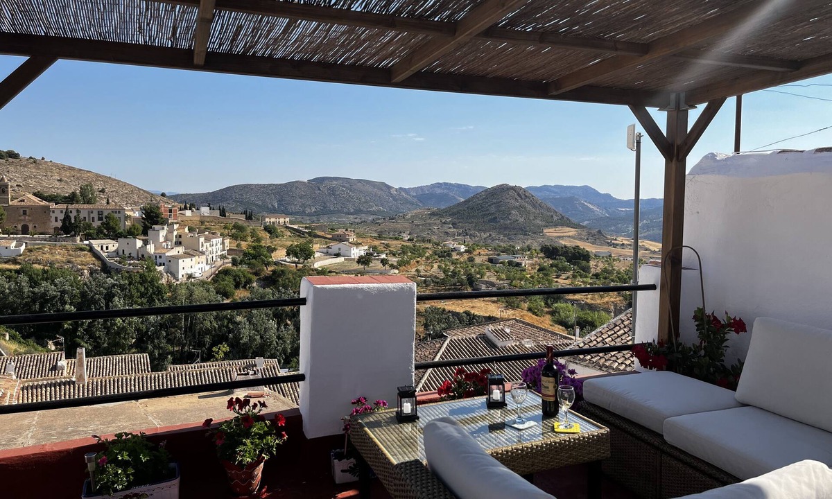 Velez-Blanco House | Townhouse with spectacular roof terrace in the centre of Velez Blanco