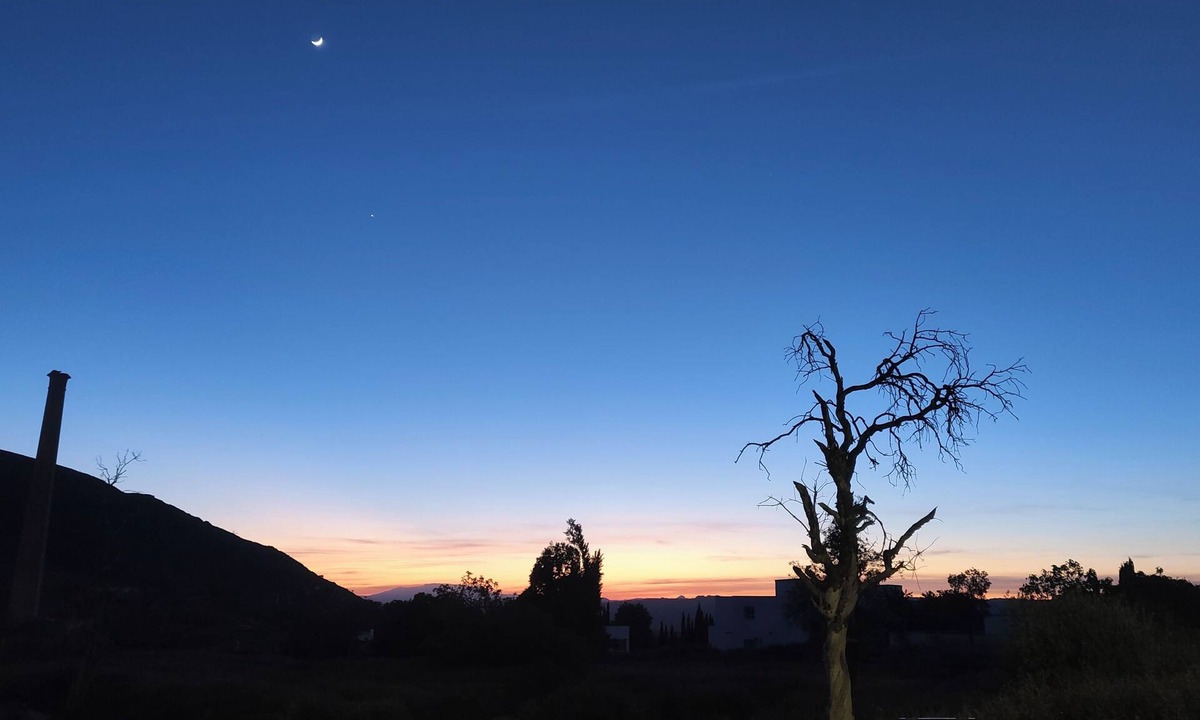 Zujar House | Tranquil 2-bedroom Cave house in quaint Zújar perfect for relaxing getaway