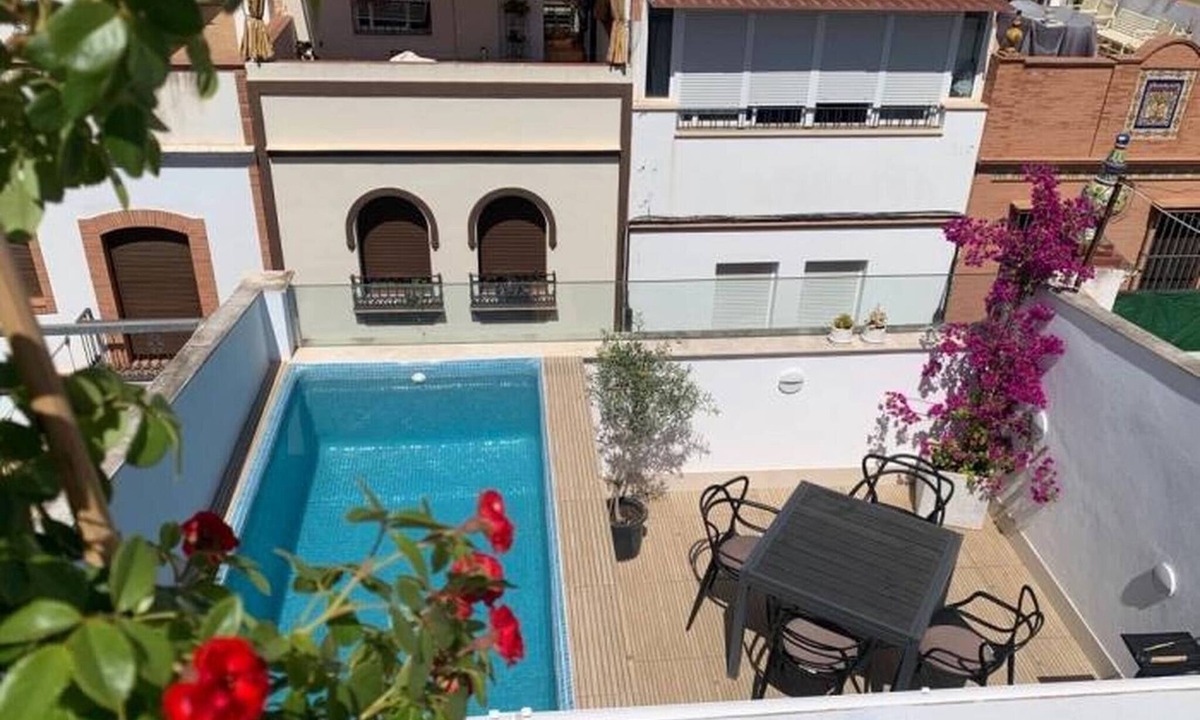 Triana House | Triana by Home at Homes