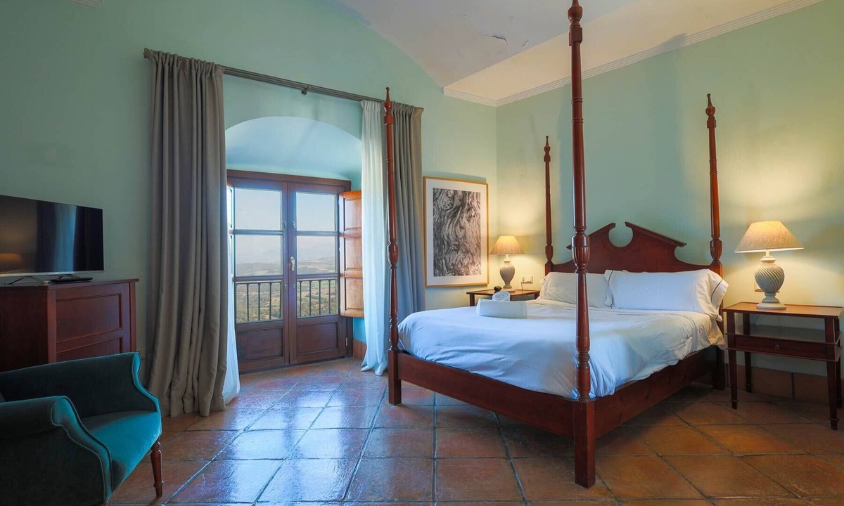 Castillo de Castellar Hotel | TUGASA Castillo de Castellar
