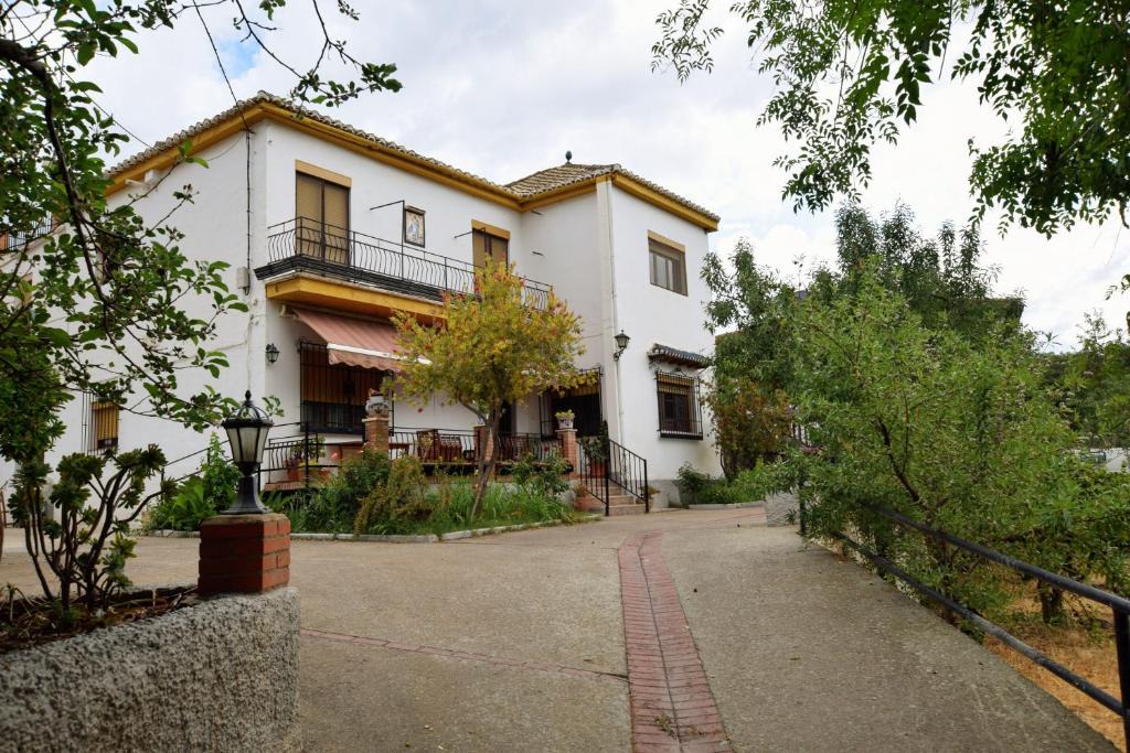 Ugijar House | tuGuest Hortichuela House