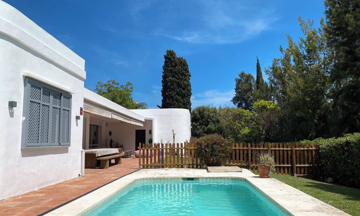 Guadalmina Villa | Unique front line golf villa in Marbella