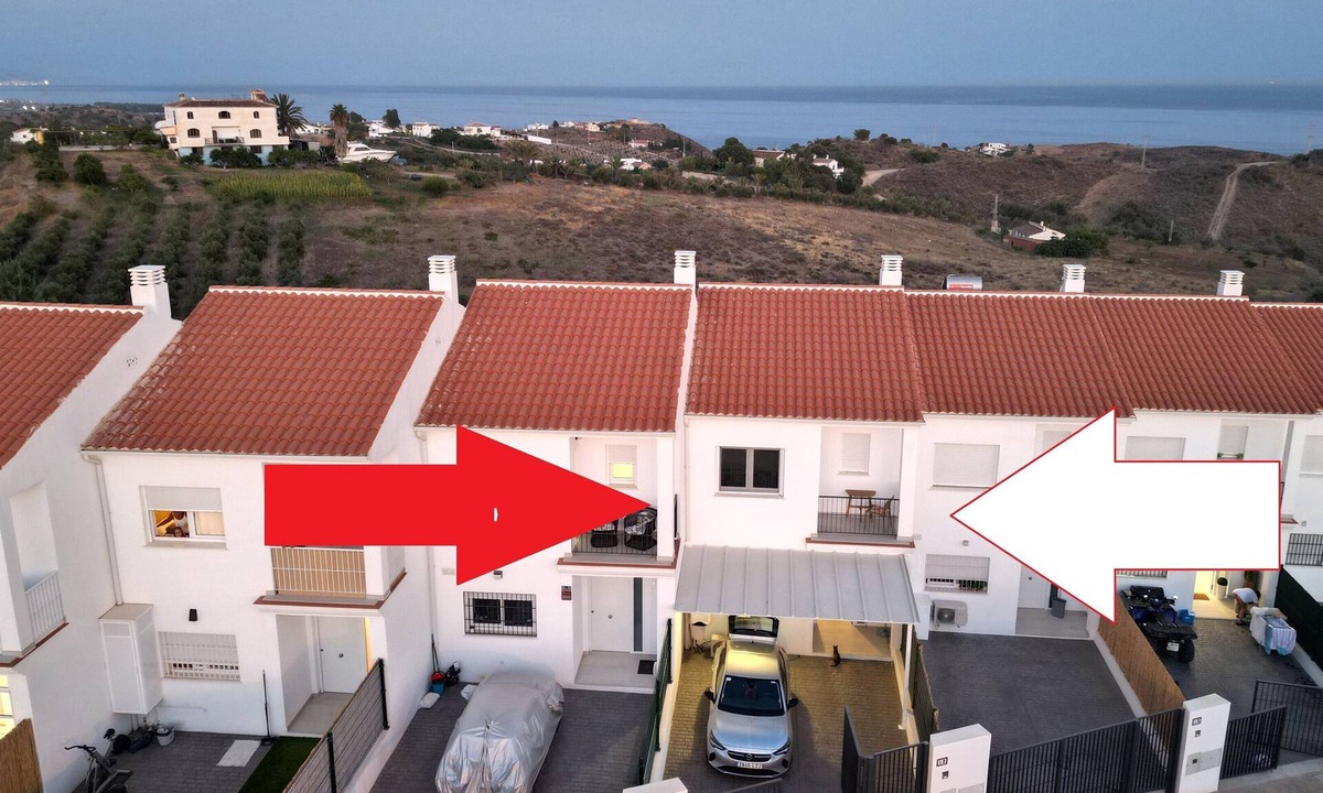 Velez-Malaga House | Vacation home Niza Beach m. Sea view, 25 km v. Malaga, from 4.4.2026 free times