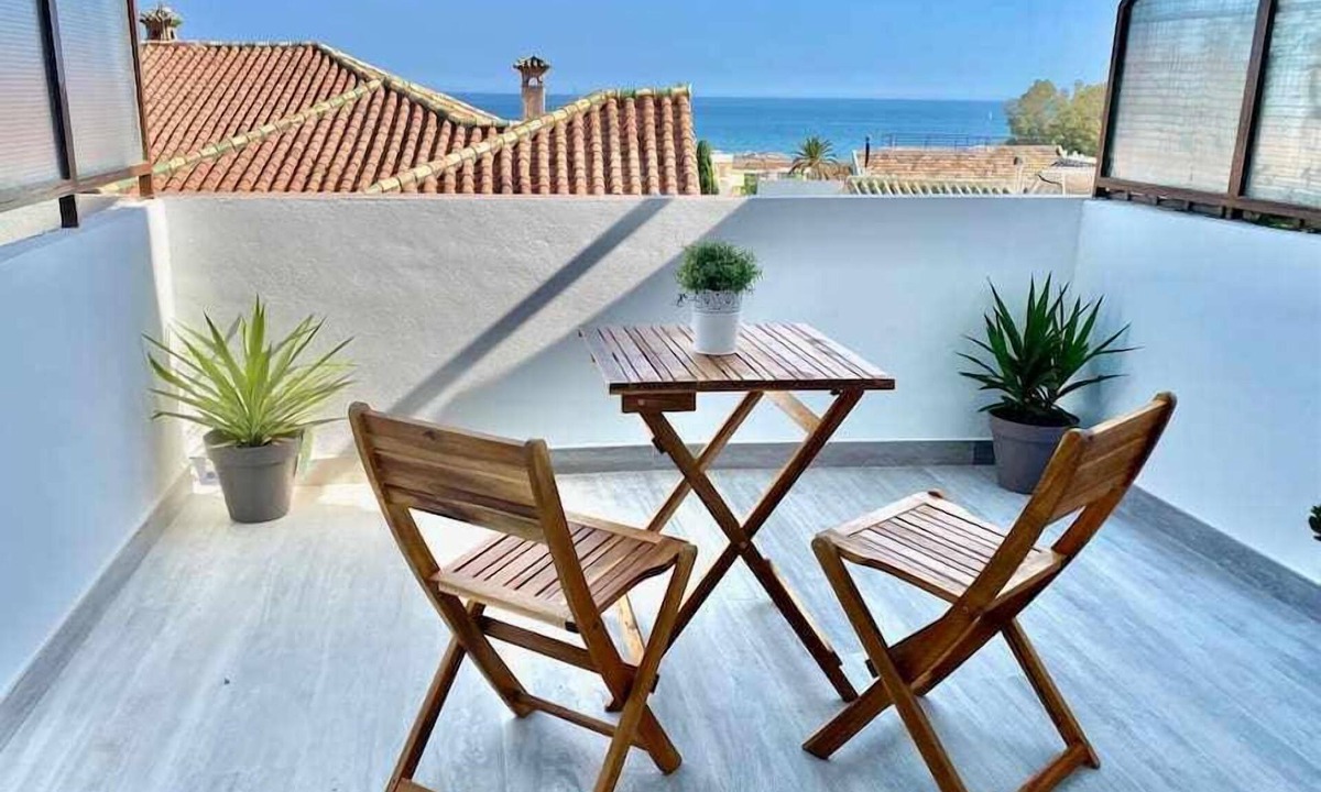 Pedregalejo Apartment | Valera - Wabi- Malaga