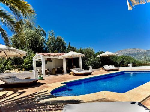 Alora Bed & Breakfast | Vida Lenta Boutique Finca
