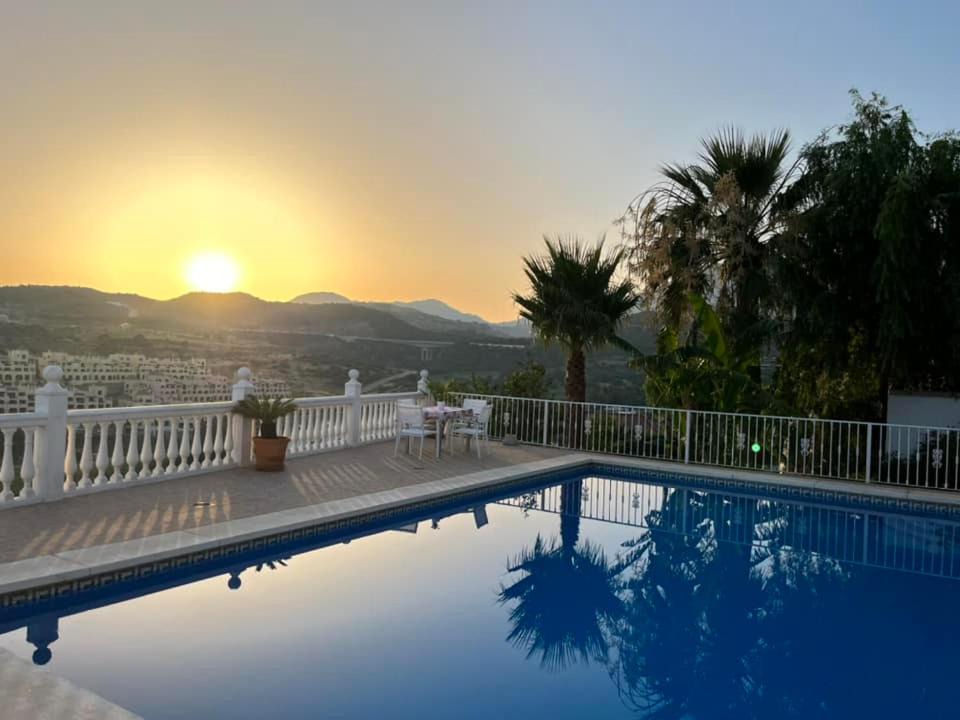 Estepona Villa | Villa Danesa