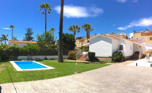 Torre de Benagalbon Villa | VILLA DEL SOL Beach Premium 9PAX