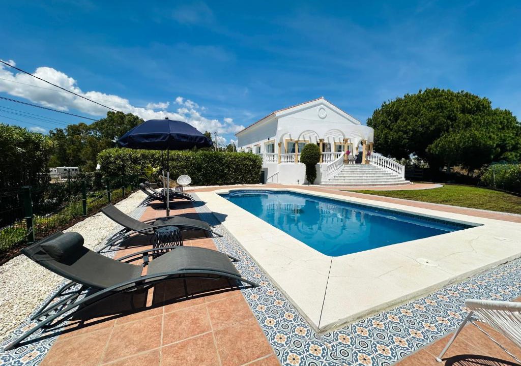 New Golden Mile Villa | Villa El Dorado