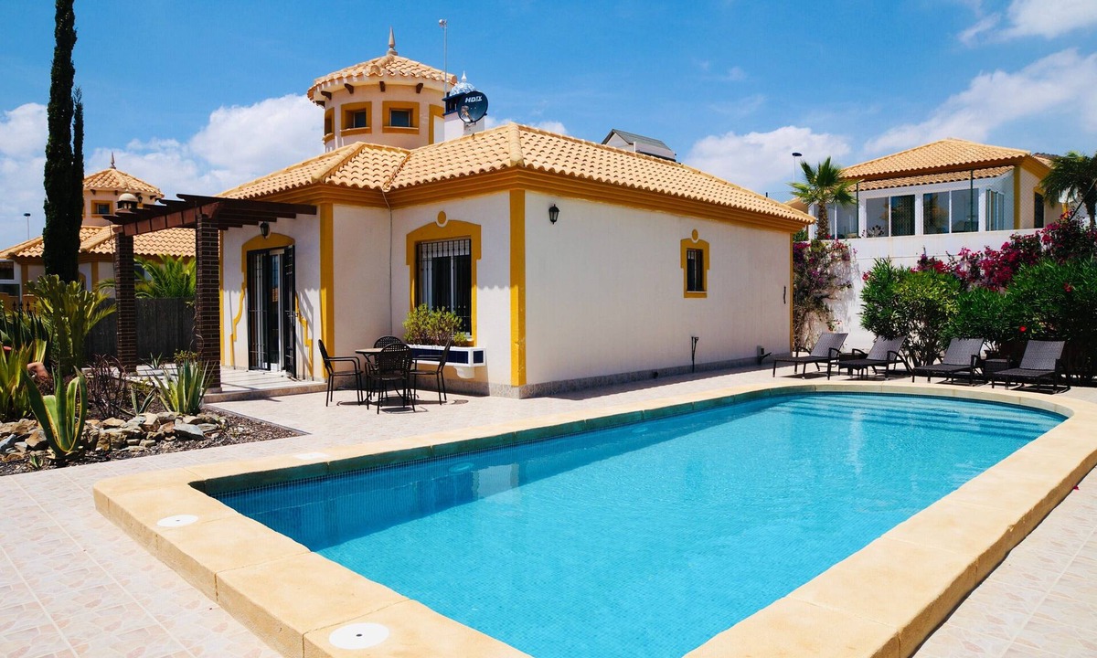 Mazarron Villa | Villa 'Ensueno with Private Pool' with Private Pool, Wi-Fi and Air Conditioning