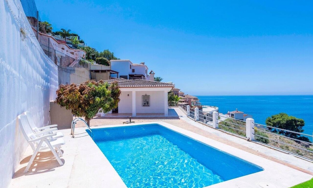 Almunecar Villa | Villa Ibiza Almuñécar by Ruralidays