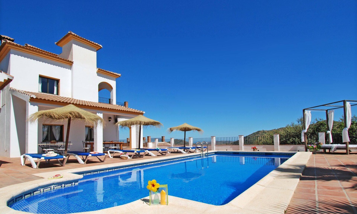 Comares Villa | Villa José 1, 12 Pers, Sea View ! Heated pool, Wifi,A/C, petfriendly