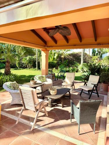 Urbanizacion Costabella Villa | VILLA junto a la playa - SUN & RELAX
