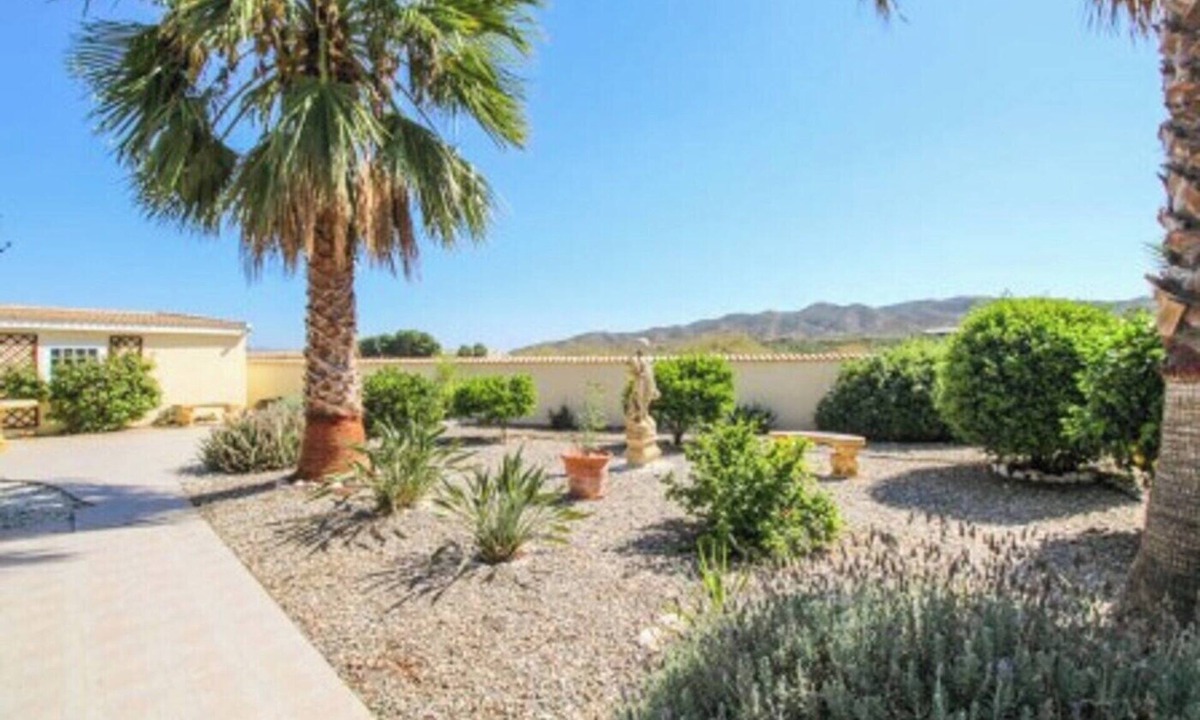 Arboleas House | Villa Kara