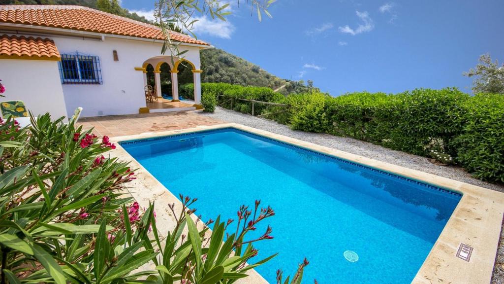 Sayalonga Villa | Villa La Frasca Competa by Ruralidays
