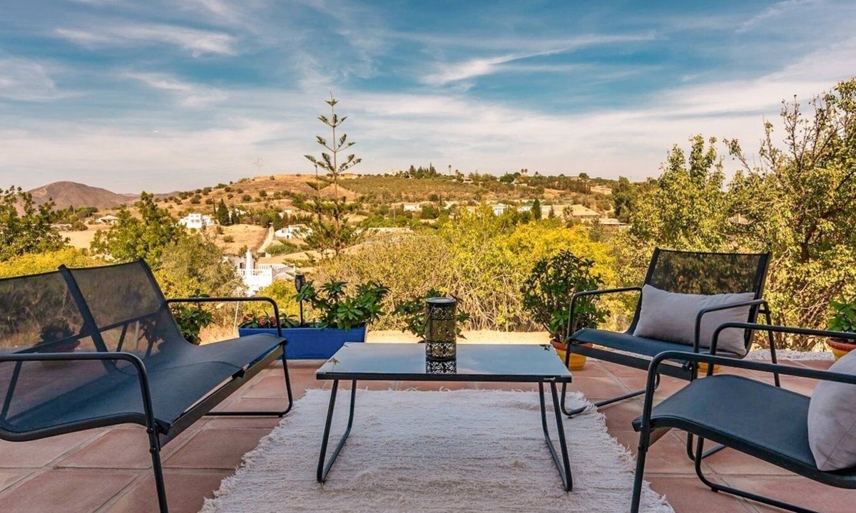 Cartama Villa | Villa Luz Cártama by Ruralidays