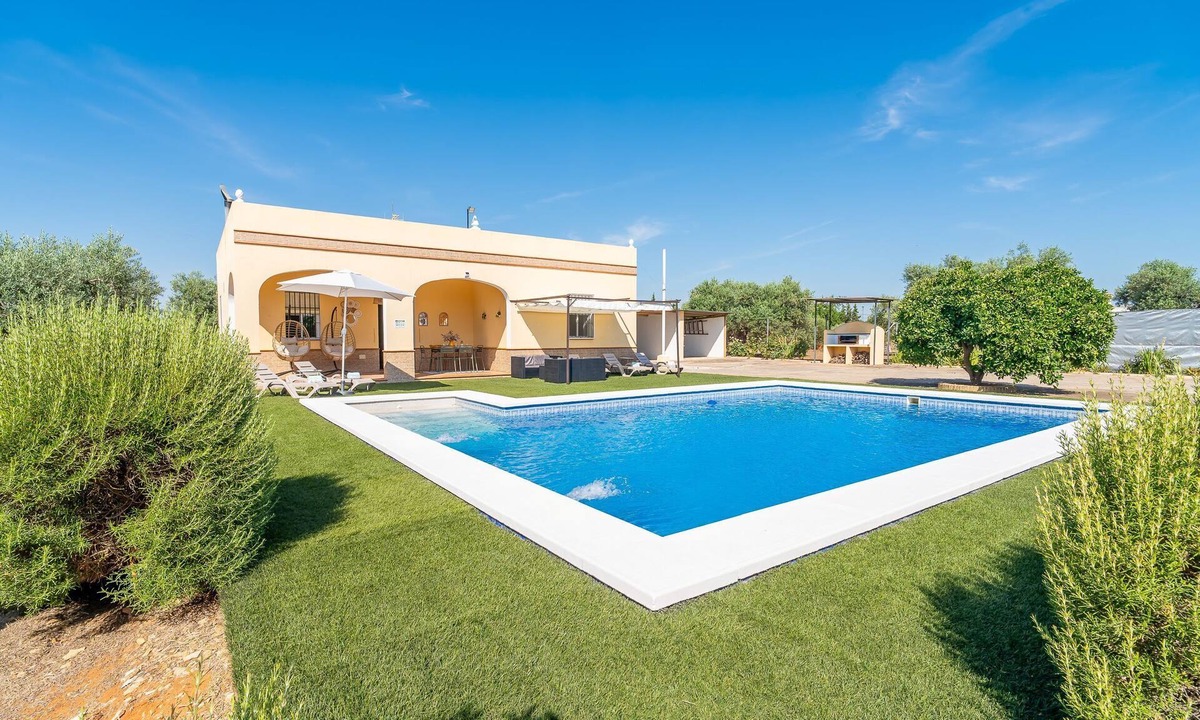 Marchena Cottage | Villa Manantial Holiday Home