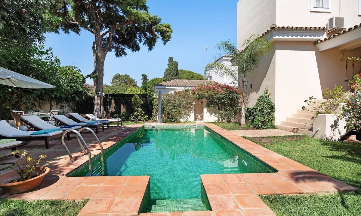 El Puerto de Santa Maria Villa | Villa 'Olmo Tree' with Private Pool, Perfect for Families and Couples