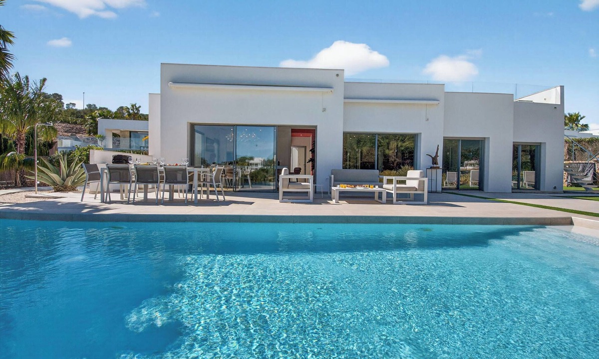 Lo Rufete House | Villa PinkBirdie de Luxe. Frontline Golf Las Colinas Piscine Rooftop Bali Lounge